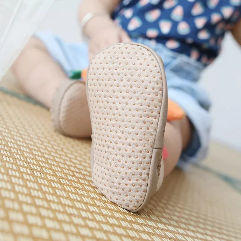 Chaussettes antidérapantes pour Bébé – Image 8